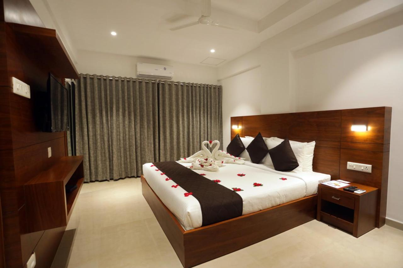 Iswarya Residency Hotel Kottayam Eksteriør billede