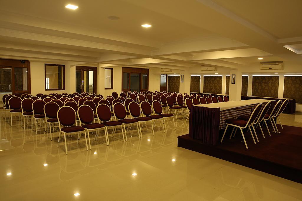 Iswarya Residency Hotel Kottayam Eksteriør billede